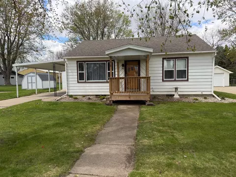 708 S Donaldson St, Luverne, MN 56156