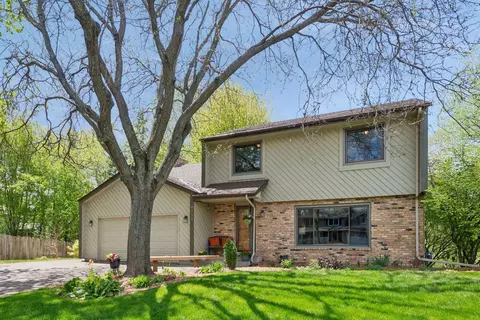 4015 Forestview Ln N, Plymouth, MN 55441