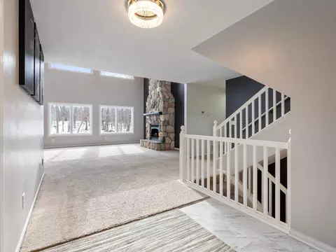 Entry Way - 15419 Lake Ave, Brainerd, MN 56401 photo 1 of 2