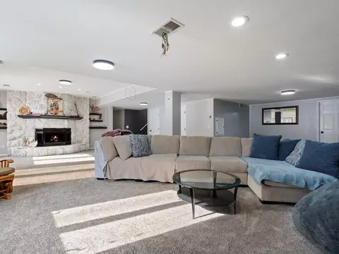 Living - 15419 Lake Ave, Brainerd, MN 56401 photo 6 of 9
