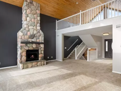 Living - 15419 Lake Ave, Brainerd, MN 56401 photo 9 of 9