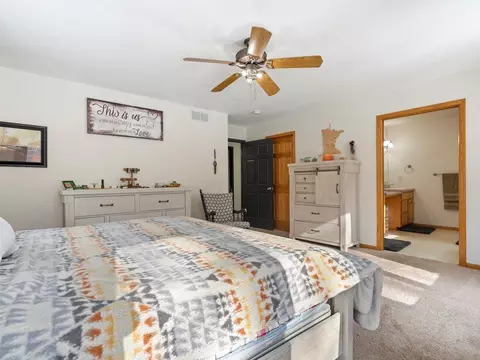 Bedroom - 15419 Lake Ave, Brainerd, MN 56401 photo 5 of 13