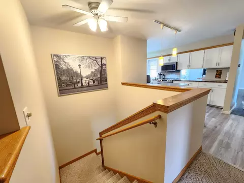 Entry Way - 1301 Circle Ave, Albert Lea, MN 56007 photo 3 of 4