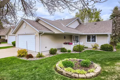 1078 Riverwood Ct, Hastings, MN 55033