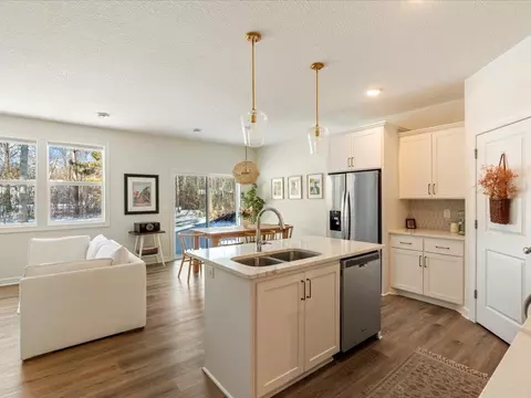 Kitchen - 4882 Emily Rd, Baxter, MN 56425 photo 3 of 4