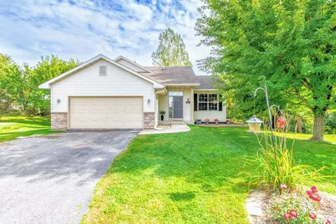 536 5th Ave SW, Lonsdale, MN 55046
