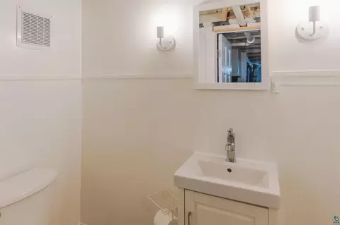 Bath - 4320 W 6th St, Duluth, MN 55807 photo 3 of 3
