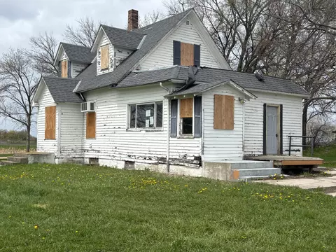420 Depue St, Holloway, MN 56249