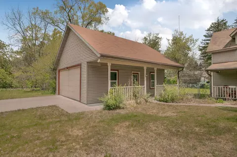 Exterior - 701 7th St SE, Saint Cloud, MN 56304 photo 4 of 11