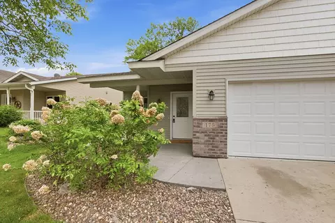 175 Morning Dr, Mayer, MN 55360