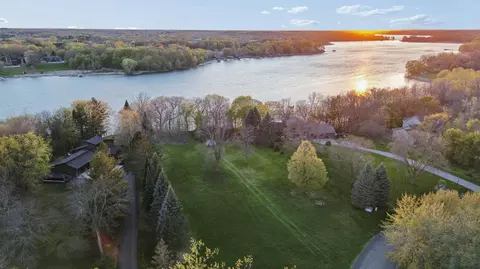 5125 Fern Dr, Loretto, MN 55357