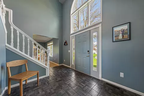 Entry Way - 1424 Fairway Dr, Faribault, MN 55021 photo 1 of 5