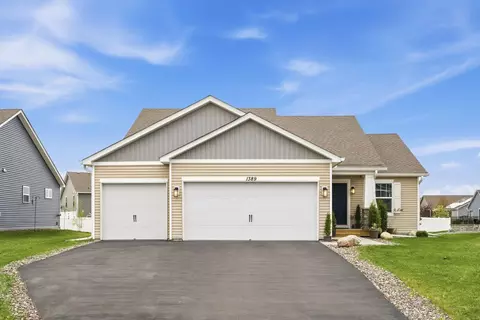 1389 Freedom Ln, Delano, MN 55328