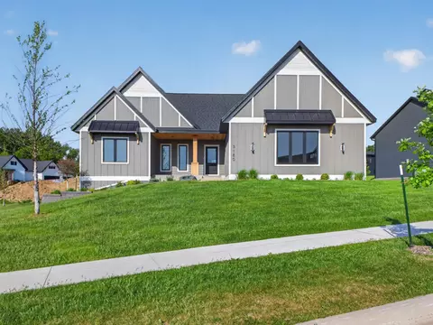 3180 Bella Terra Ln NE, Rochester, MN 55906