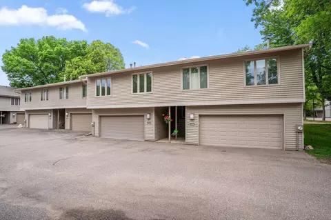 6304 Falcon Ct, Edina, MN 55436