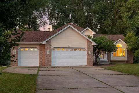 4990 126th St N, Hugo, MN 55110