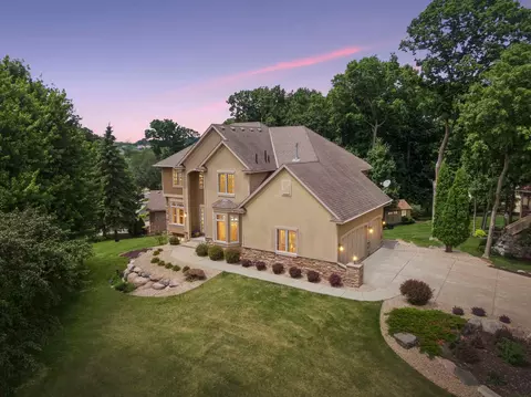 15208 Fairway Heights Rd NW, Prior Lake, MN 55372