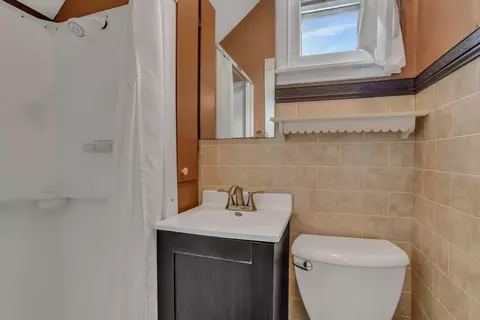 Bath - 509 3rd St SE, Willmar, MN 56201 photo 2 of 2