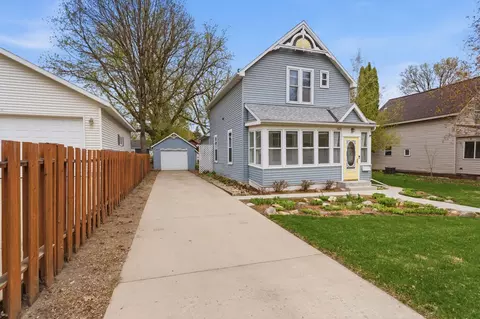 509 3rd St SE, Willmar, MN 56201