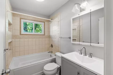 Bath - 4346 Jasper Dr, Eagan, MN 55122 photo 1 of 3