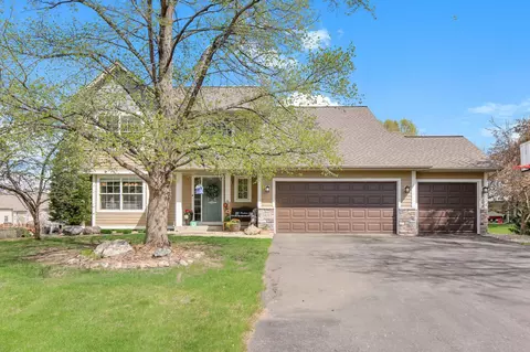 3851 Featherstone Cir, Woodbury, MN 55125