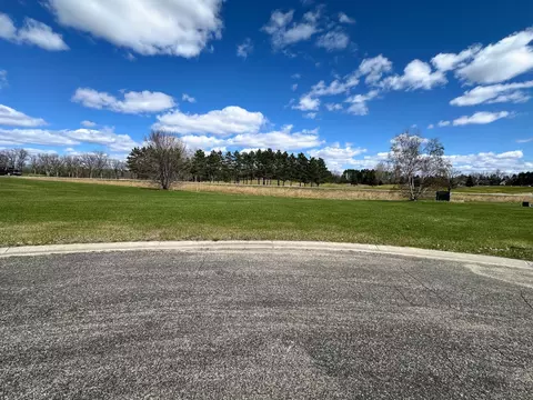 993 Links Way N, Perham, MN 56573