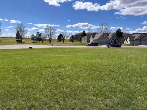993 Links Way N, Perham, MN 56573 photo 7