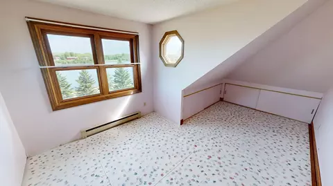 Bedroom - 411 60th Ave NE, Willmar, MN 56201 photo 9 of 11