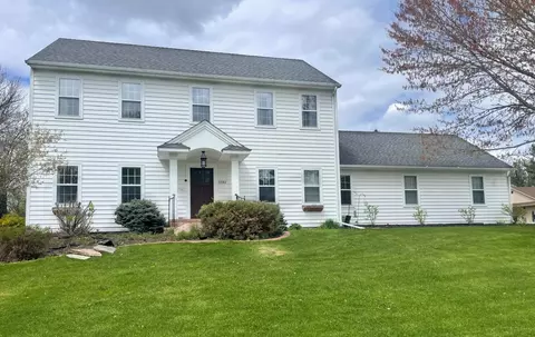 1280 Ridge Rd, Owatonna, MN 55060
