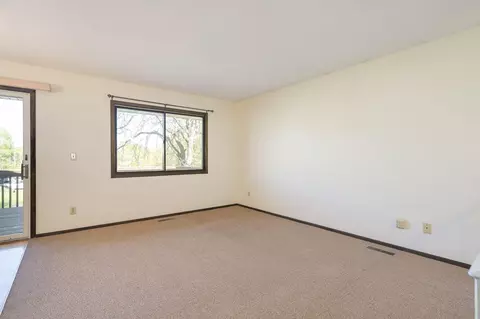 Living - 1778 Walnut Ln, Eagan, MN 55122 photo 6 of 10