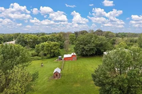 View/Area - 2312 Becker Trl, Faribault, MN 55021 photo 5 of 8