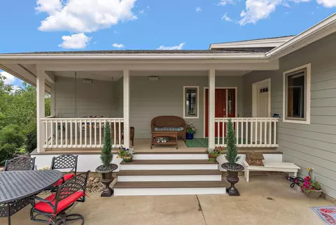 Exterior - 2312 Becker Trl, Faribault, MN 55021 photo 4 of 14