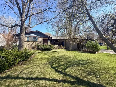 228 1st St S, Sabin, MN 56580