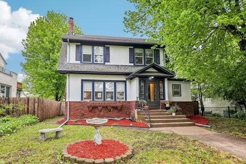1218 Queen Ave N, Minneapolis, MN 55411