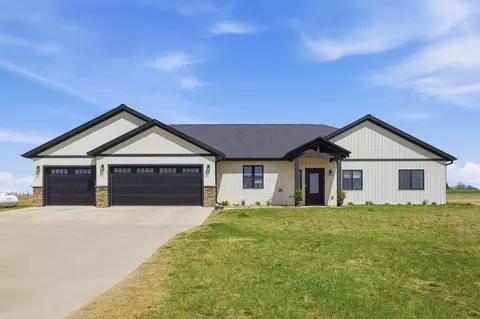 15189 Hillview Ln, Audubon, MN 56511