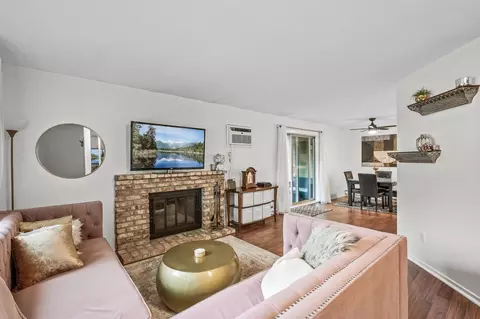 2220 Ridge Dr #16, Saint Louis Park, MN 55416