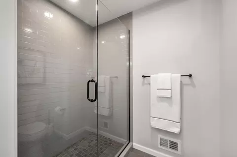 Bath - 9706 46th St NE, Saint Michael, MN 55376 photo 3 of 5