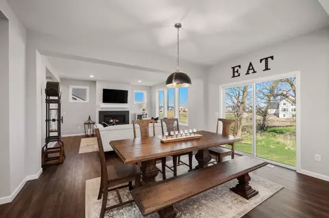 Dining - 9706 46th St NE, Saint Michael, MN 55376 photo 3 of 3