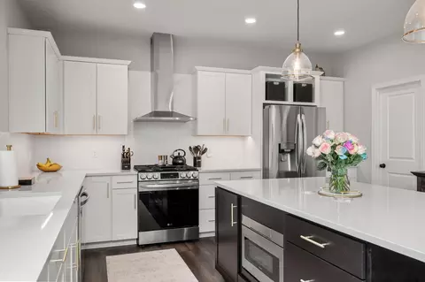 Kitchen - 9706 46th St NE, Saint Michael, MN 55376 photo 3 of 5