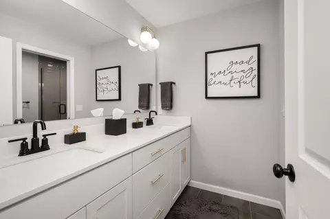 Bath - 9706 46th St NE, Saint Michael, MN 55376 photo 2 of 5