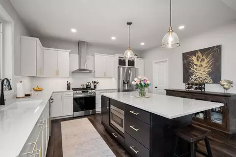 Kitchen - 9706 46th St NE, Saint Michael, MN 55376 photo 2 of 5