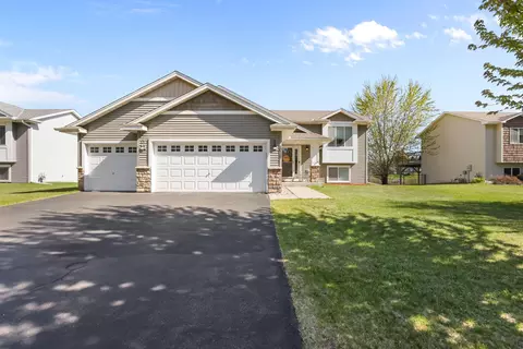 10137 179th Ave NW, Elk River, MN 55330