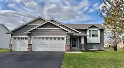 10137 179th Ave NW, Elk River, MN 55330
