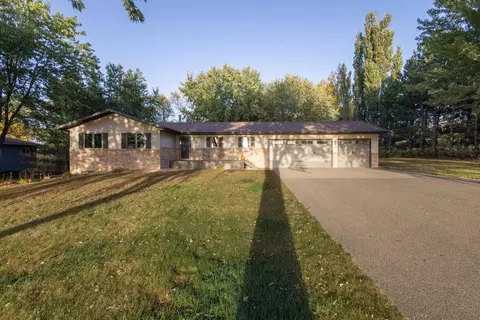 26760 Riverside Dr, Fergus Falls, MN 56537