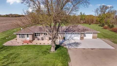 79275 County Road 16, Hector, MN 55342