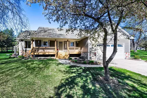 13834 Washington St NE, Ham Lake, MN 55304