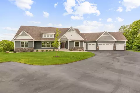 14325 Brockton Ln, Rogers, MN 55374