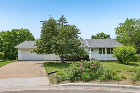 8328 Ewing Rd, Bloomington, MN 55431