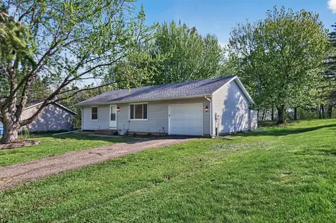 18340 Everton Ct, Farmington, MN 55024
