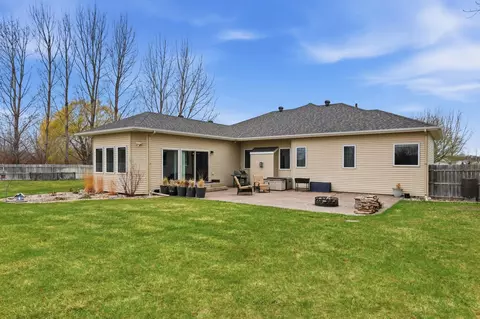 Exterior - 212 Chestnut Dr, Horace, ND 58047 photo 6 of 7